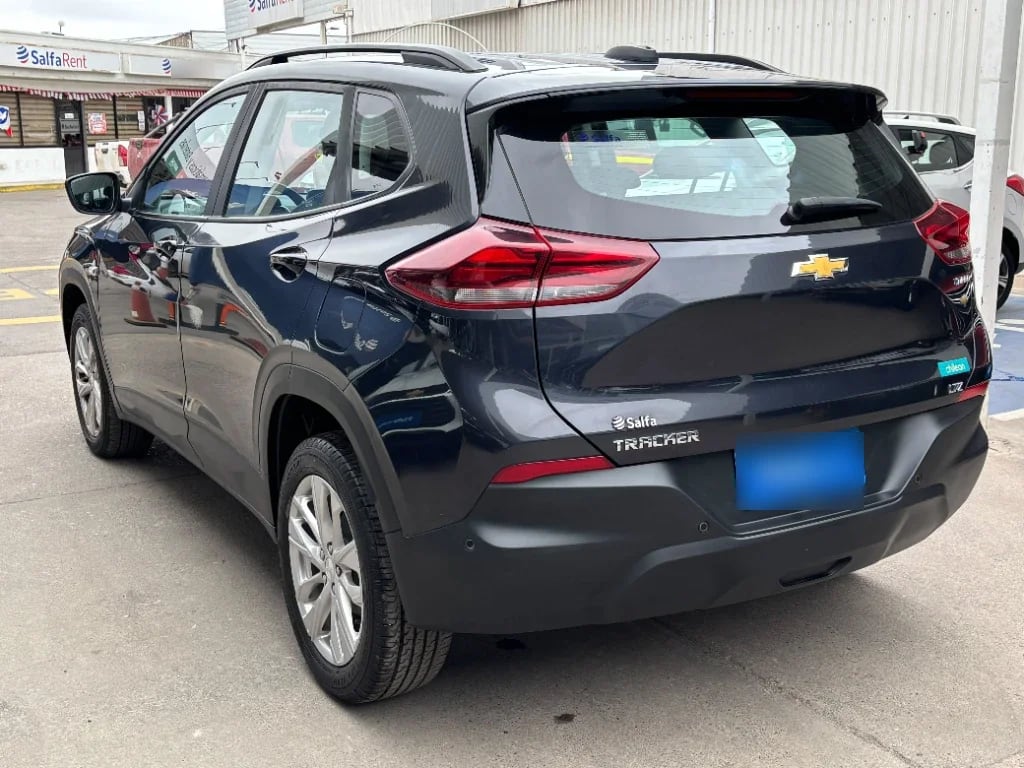 Chevrolet Tracker 1.2t Ltz R 4x2 At 5p año 2025