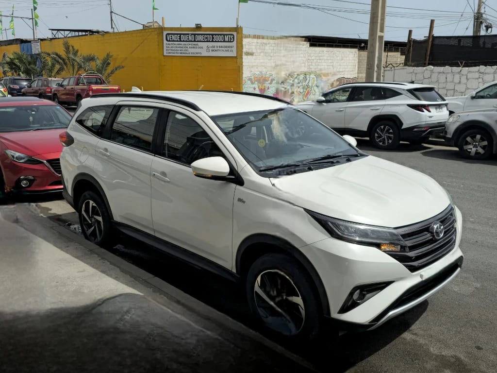 Toyota Rush 1.5 Xei 4x2 Mt 5p año 2023