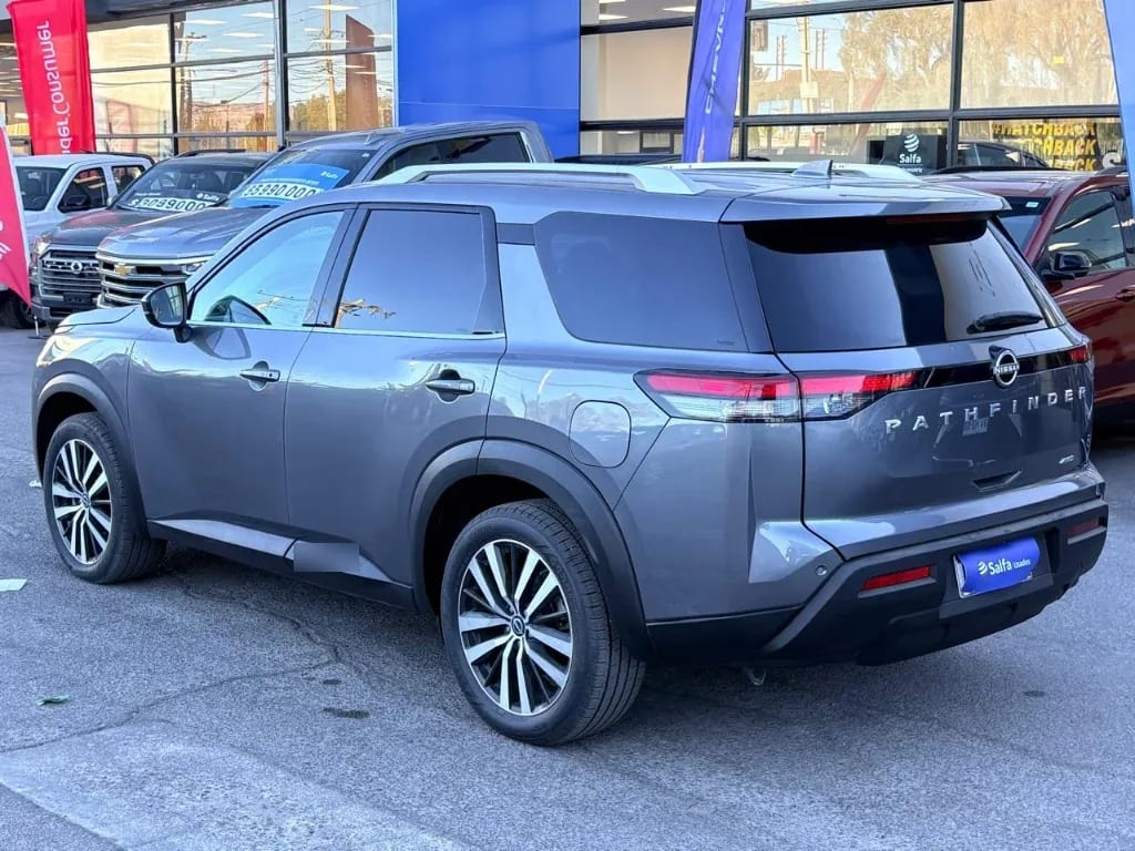 Nissan Pathfinder 3.5 Exclusive 4wd Cvt At 5p año 2024