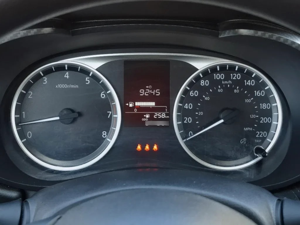 Nissan Versa 1.6 Sense 4x2 Mt 4p año 2025