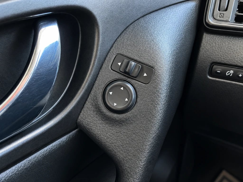 Nissan X-Trail 2.5 Sense 2row At año 2020