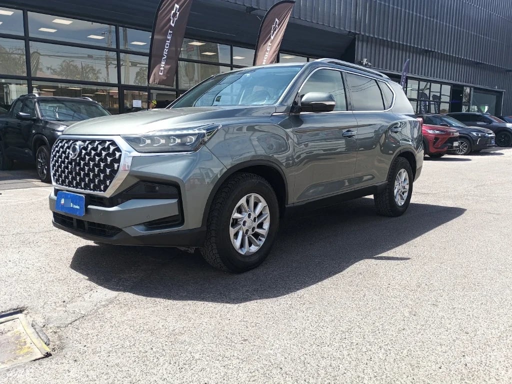 Ssangyong Rexton 2.2t Glx Diesel 4x2 6ab 8at 5p año 2023
