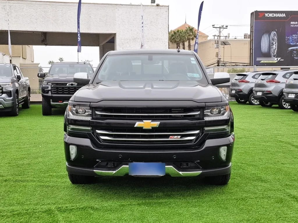 Chevrolet Silverado 5.3 Lt 4wd Ext Z71 Dob. Cab. At 4p año 2019