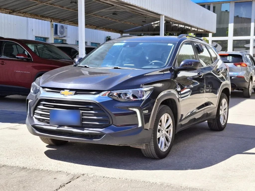 Chevrolet Tracker 1.2t Ltz R 4x2 At 5p año 2025