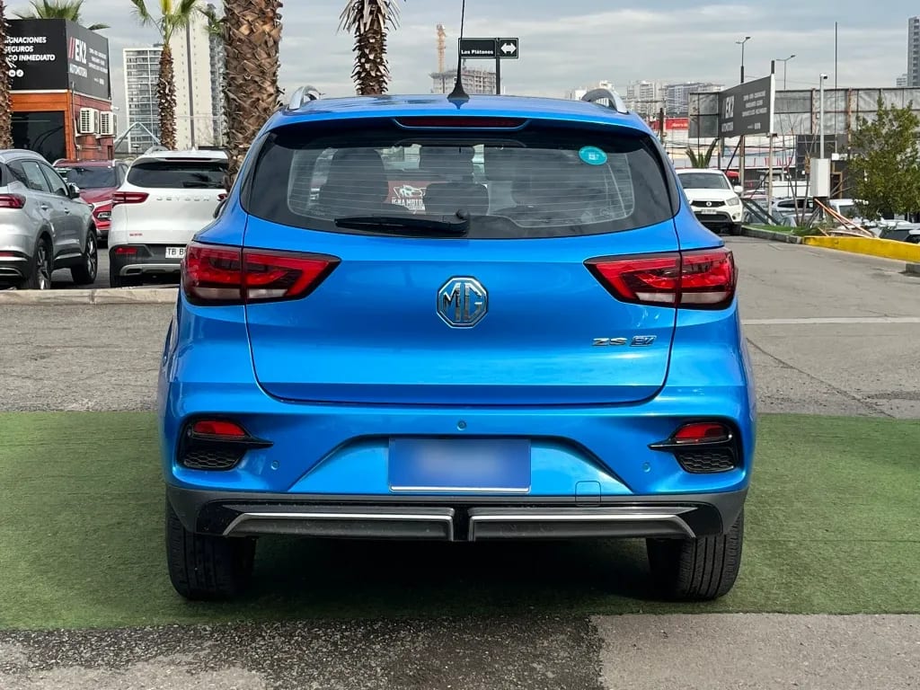MG Zs Electrico Ev Dlx 4x2 At 5p año 2024