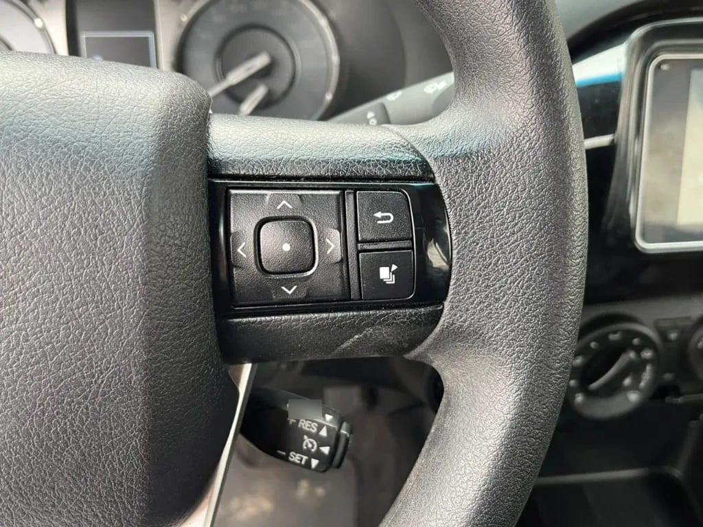 Toyota Hilux Dc 4x4 2.4 D Dx Mt año 2024