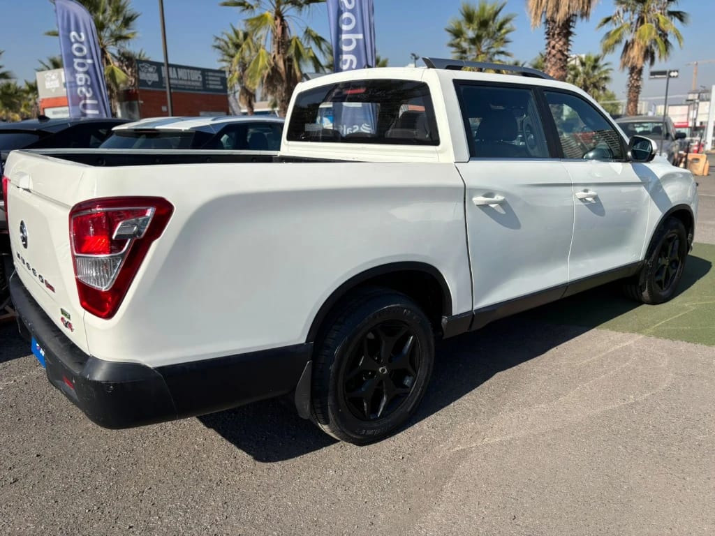 Ssangyong Grand Musso 2.2 Grand Limited Td Diesel 4wd At6 4p año 2023