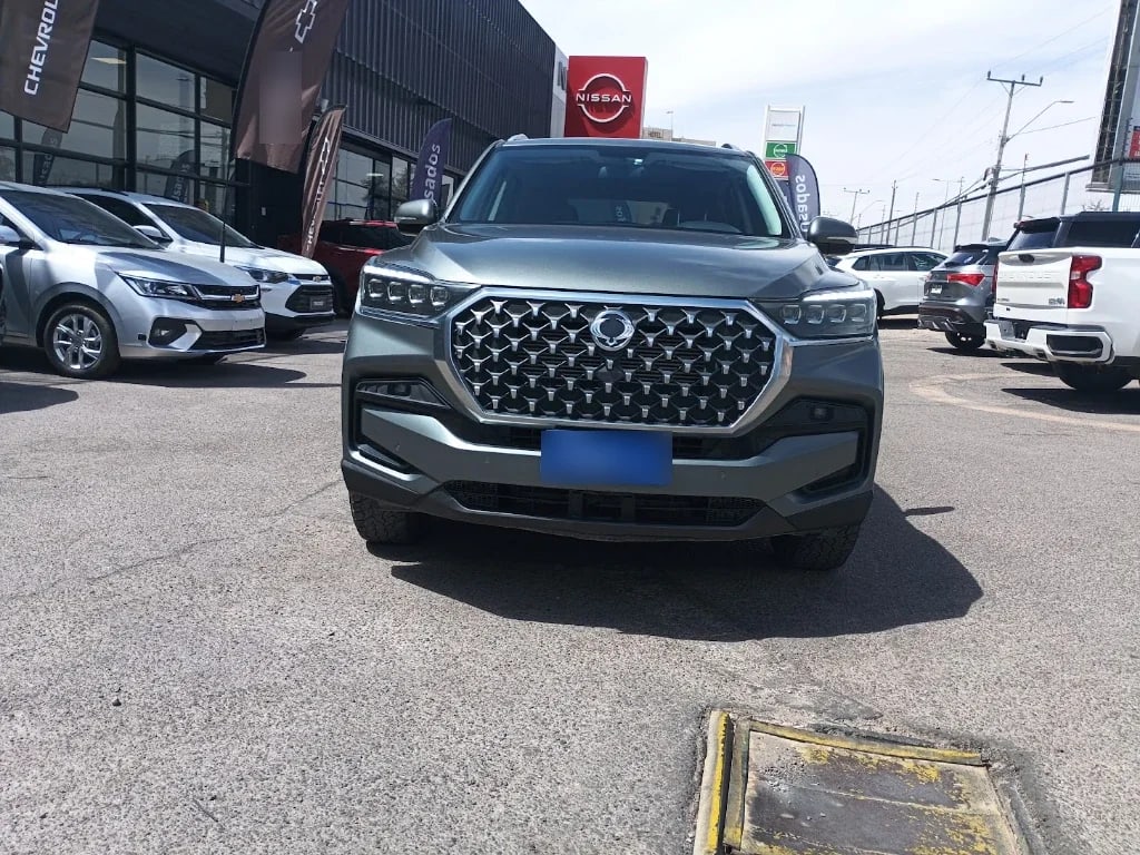 Ssangyong Rexton 2.2t Glx Diesel 4x2 6ab 8at 5p año 2023