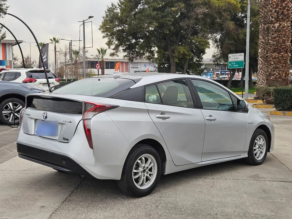 Toyota Prius 1.8 Cvt At 5p año 2018