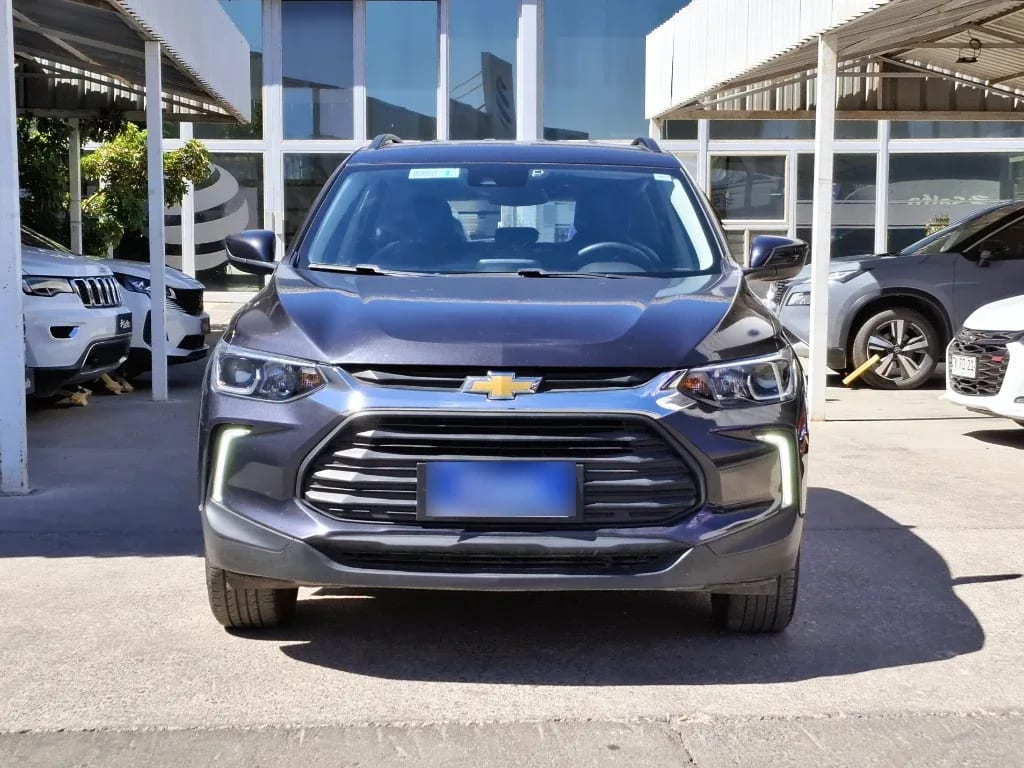 Chevrolet Tracker 1.2t Ltz R 4x2 At 5p año 2025