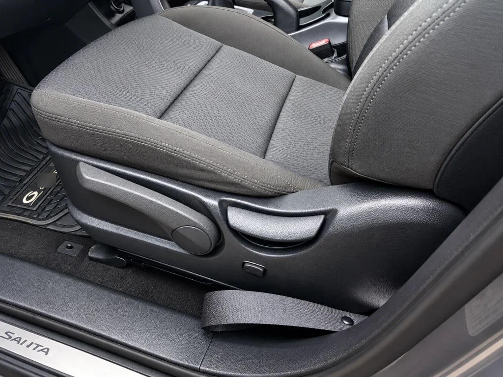 Hyundai Santa Fe 2.4 4x2 Mt 5p año 2017