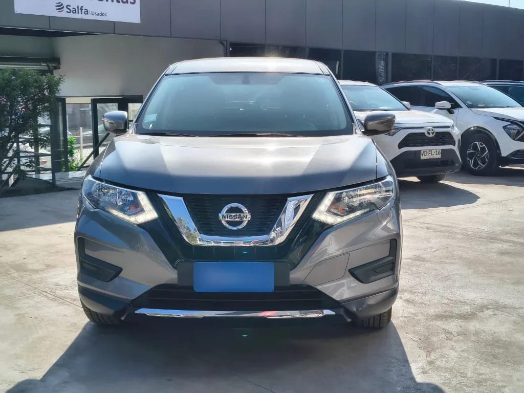 Nissan X-Trail 2.5 Sense 4x2 2row Cvt At 5p año 2023