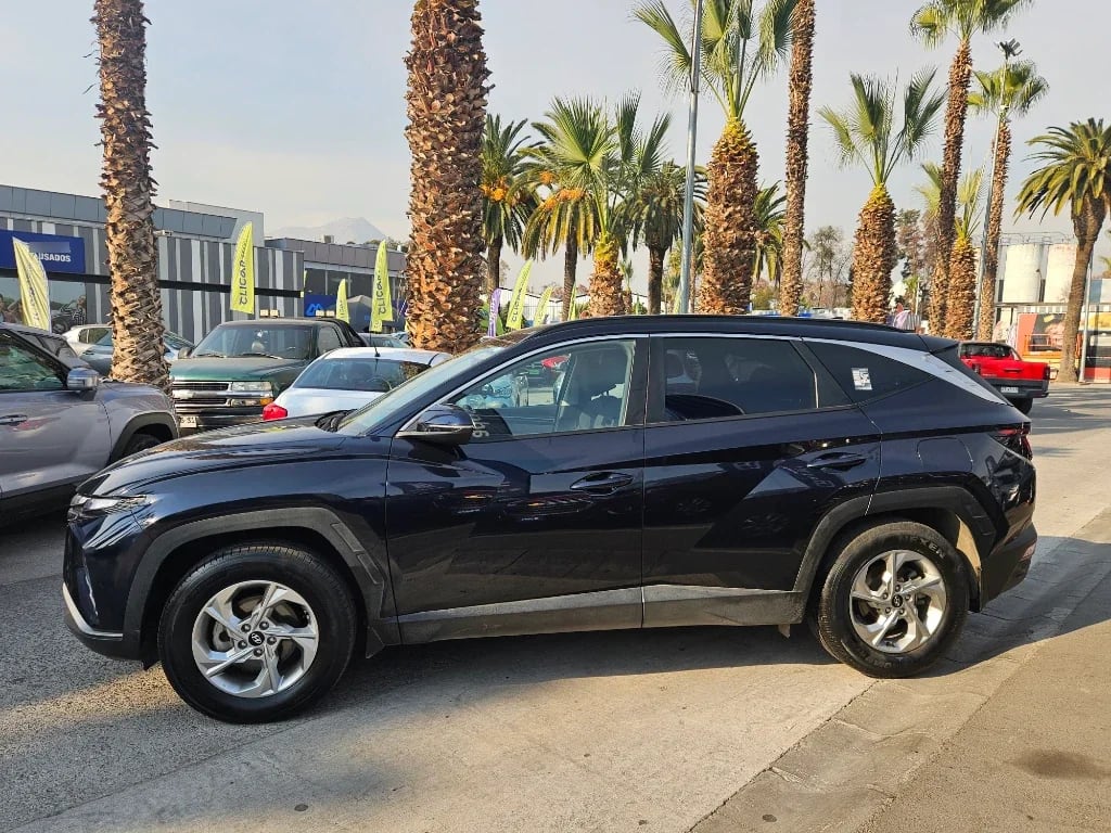 Hyundai Tucson 2.0 Nx4 Plus 2wd Mt 5p año 2023