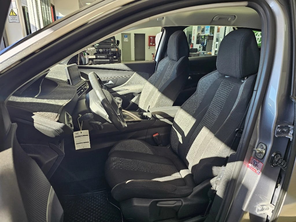 Peugeot 3008 1.5 Active Bluehdi 130 Mt Diesel año 2022