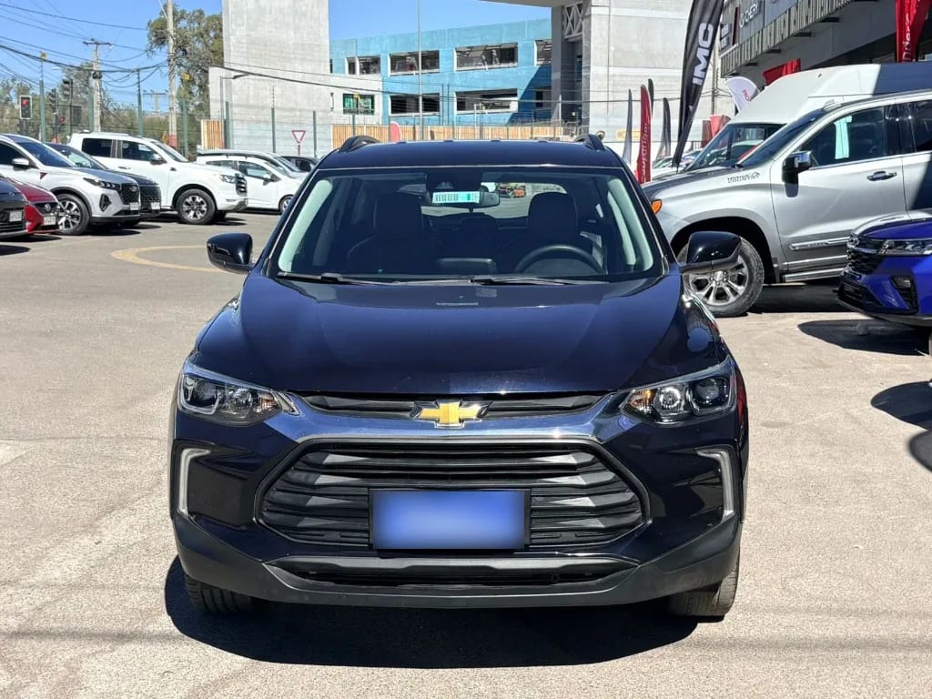 Chevrolet Tracker 1.2t Ltz R 4x2 At 5p año 2025