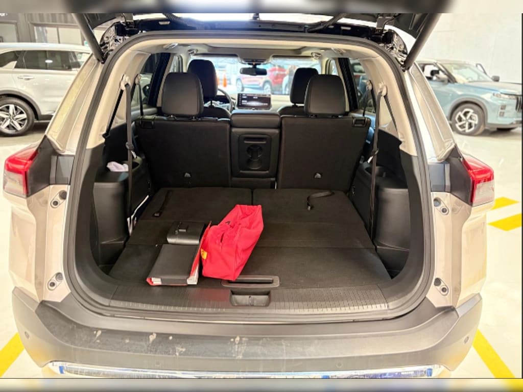 Nissan X-Trail 1.5 E-Power Exclusive Hybrid 4x4 Cvt At 5p año 2025