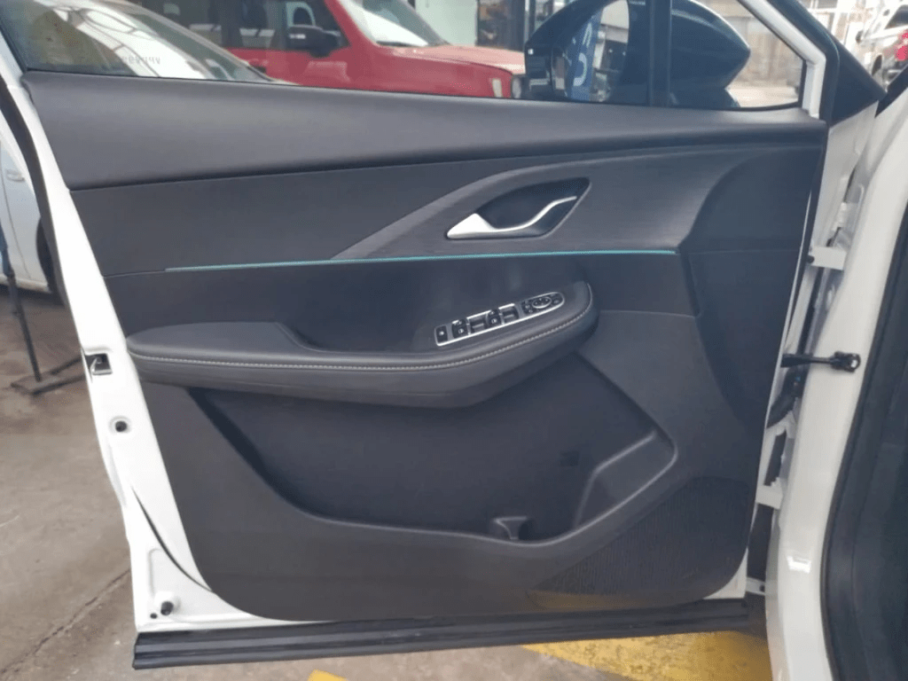 Omoda C5 1.6t Prestige 4x2 Dct At 5p año 2026