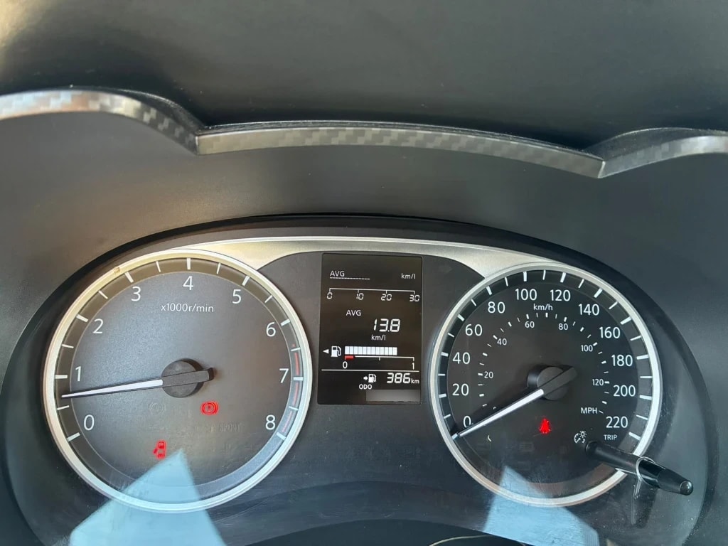 Nissan Versa 1.6 Sense 4x2 Mt 4p año 2025