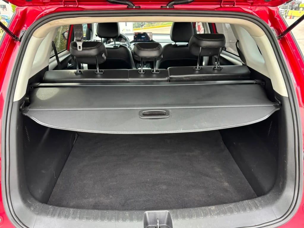 Chevrolet Captiva 1.5t Ltz Fwd Cvt At 5p año 2022