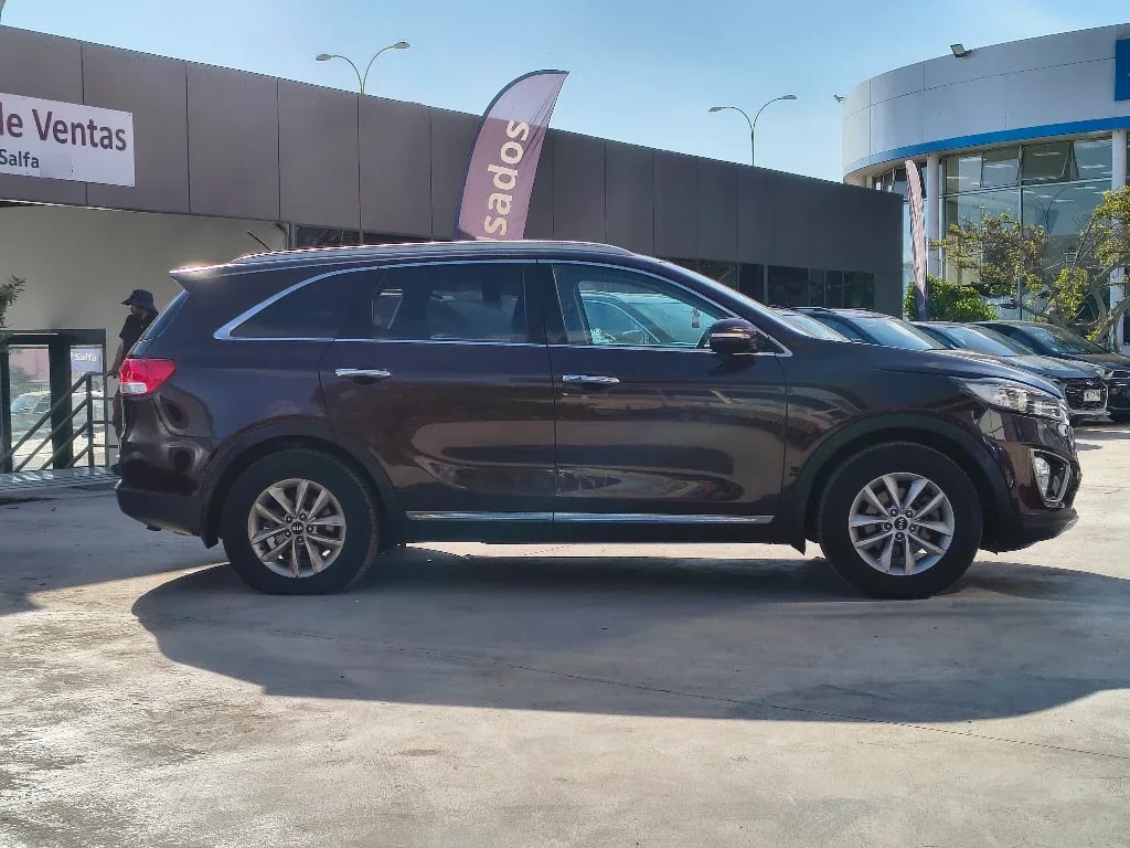Kia Sorento 2.4 Ex 4wd Full 6at 5p año 2017