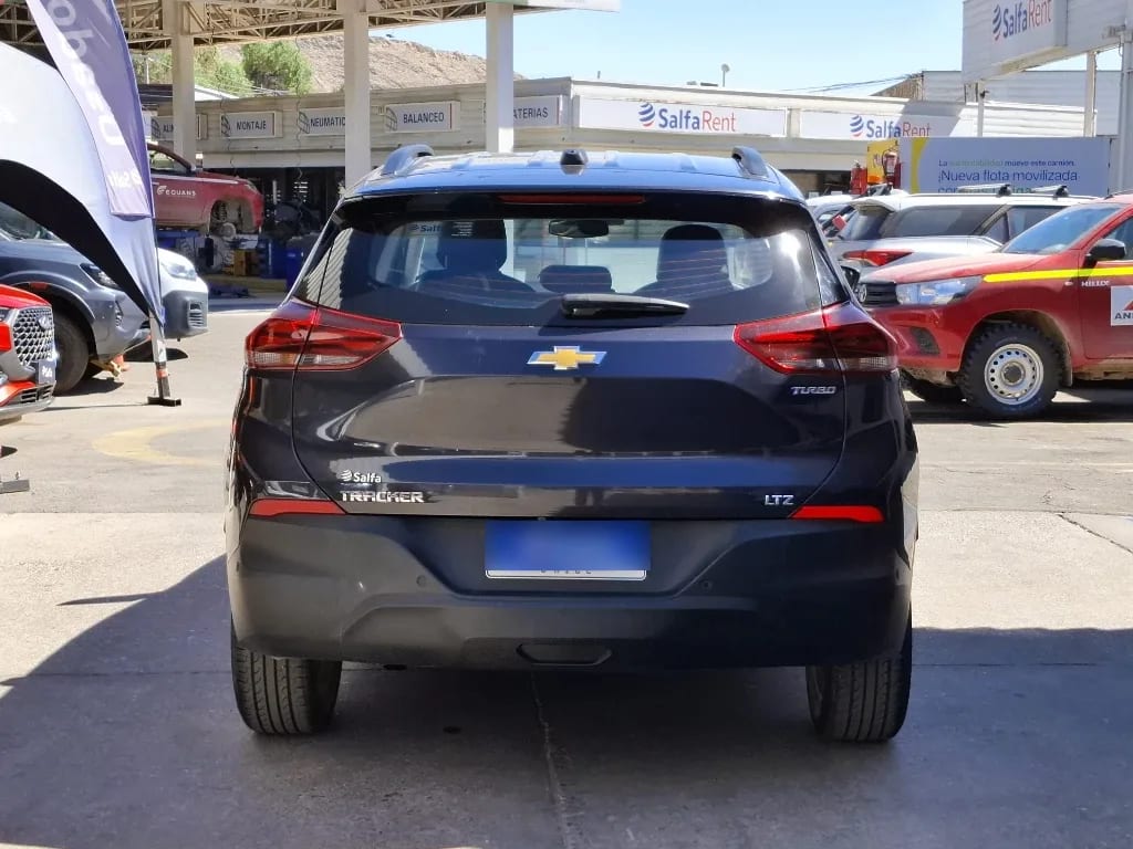 Chevrolet Tracker 1.2t Ltz R 4x2 At 5p año 2025
