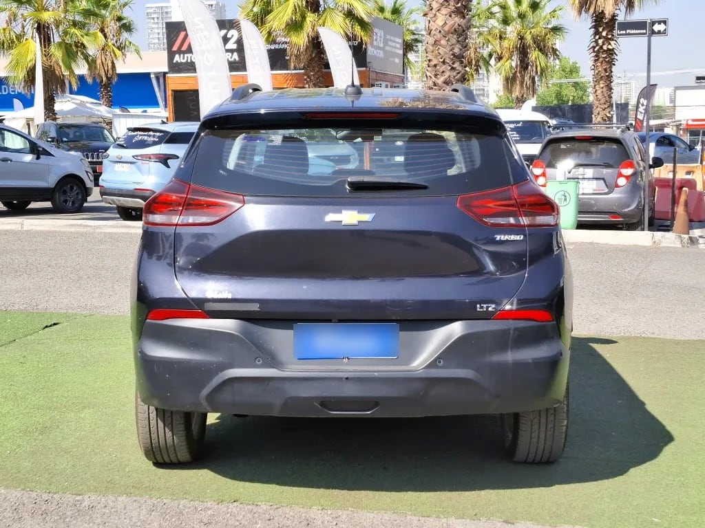 Chevrolet Tracker 1.2t Ltz R 4x2 At 5p año 2025