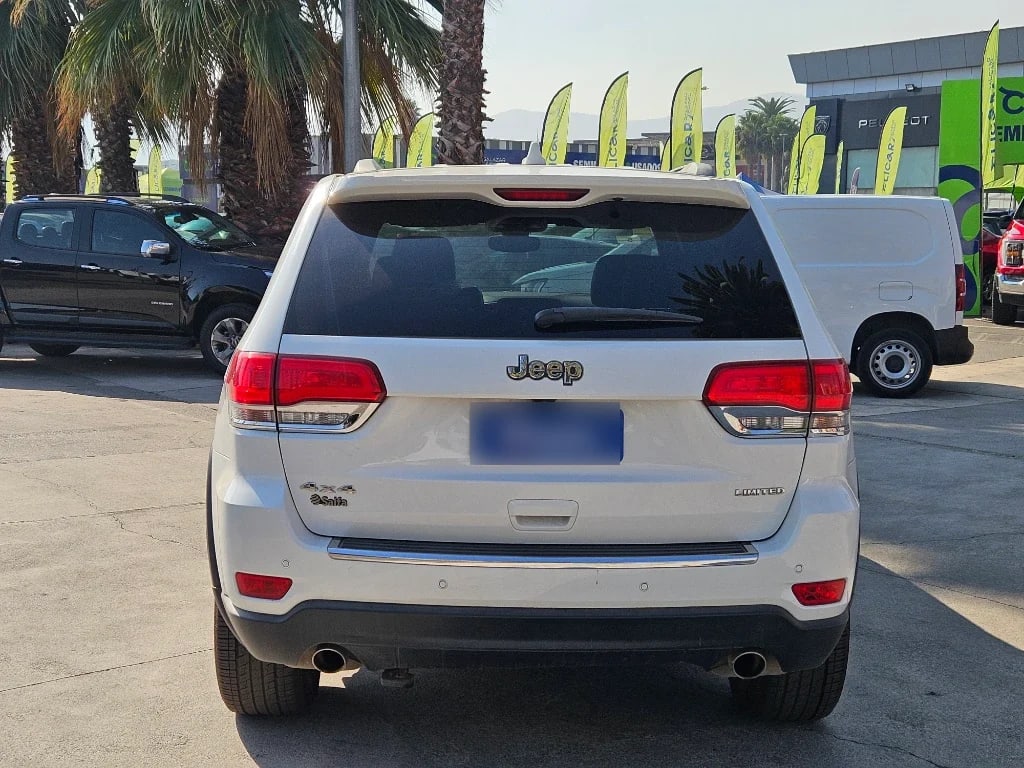 Jeep Grand Cherokee 3.6 Limited Lx 4x4 At 5p año 2018