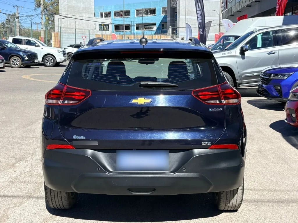Chevrolet Tracker 1.2t Ltz R 4x2 At 5p año 2025