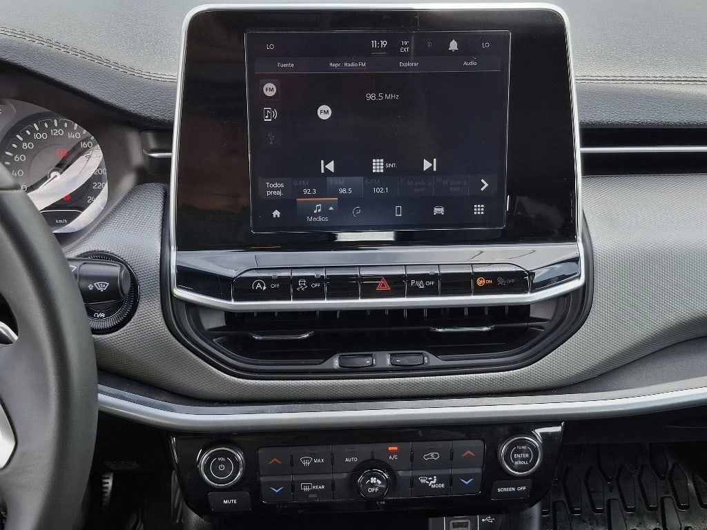 Jeep Compass 1.3 Longitude 4x2 At 5p año 2023