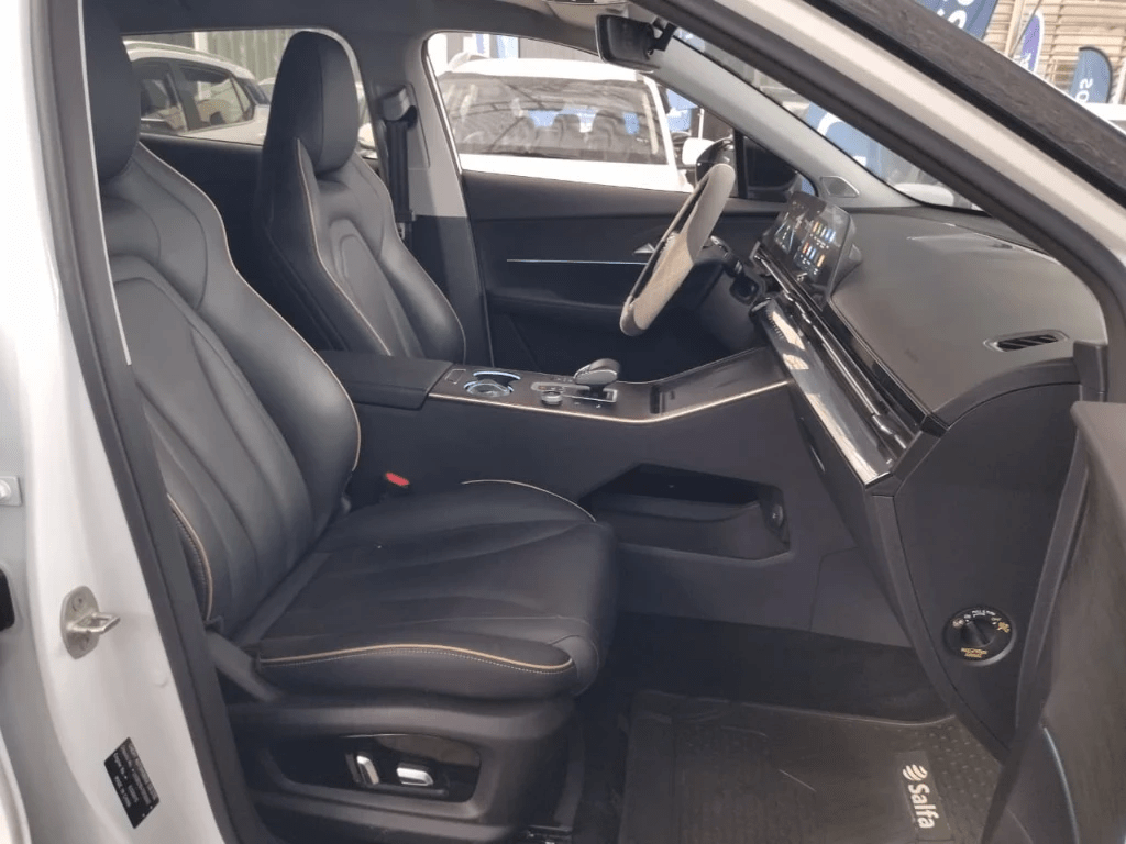 Omoda C5 1.6t Prestige 4x2 Dct At 5p año 2026