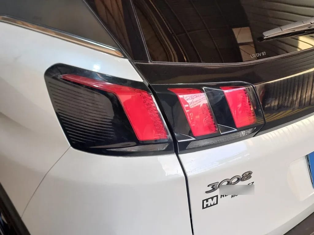 Peugeot 3008 2.0 Gt Bluehdi Diesel 4x2 At 5p año 2019