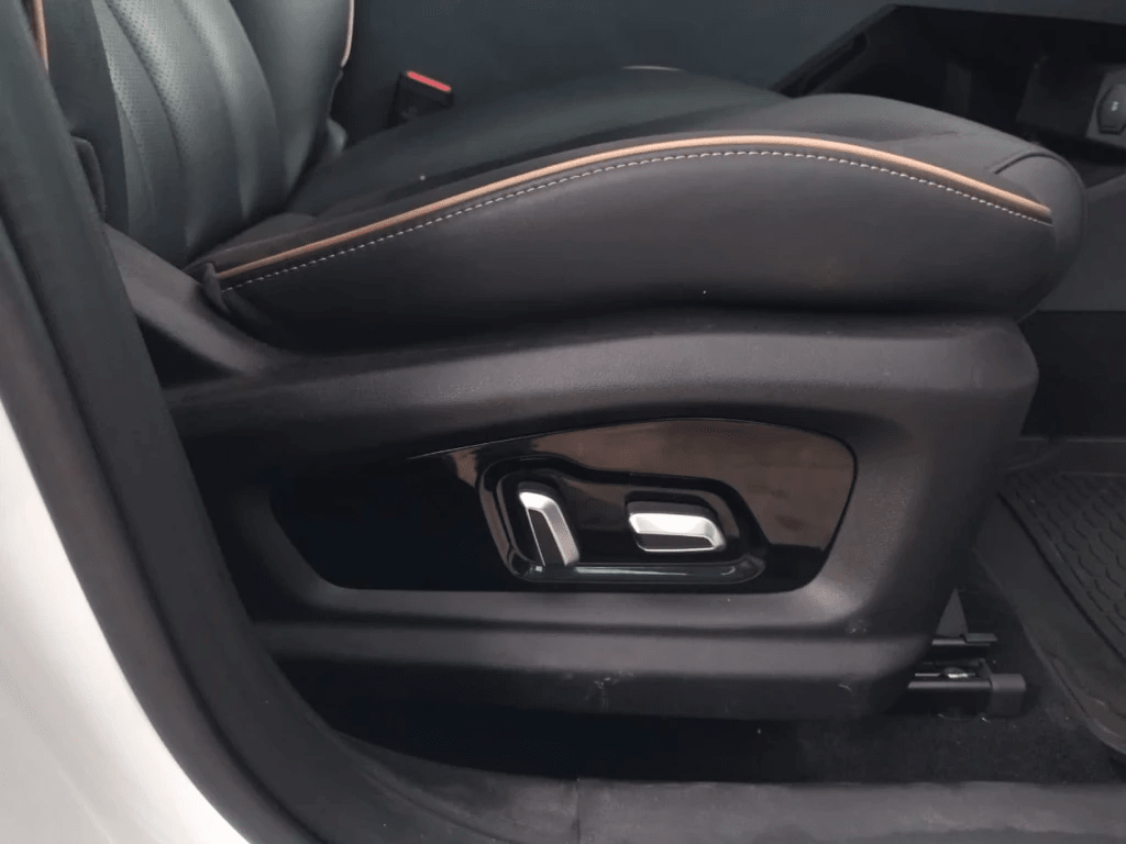 Omoda C5 1.6t Prestige 4x2 Dct At 5p año 2026
