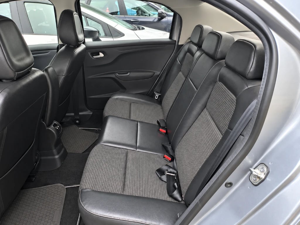 Peugeot 301 1.6 Allure Hdi 92 Mt Diesel año 2022