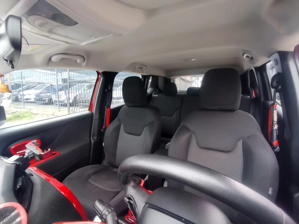 Jeep Renegade 1.8 Sport Lx 4x2 At 5p año 2022