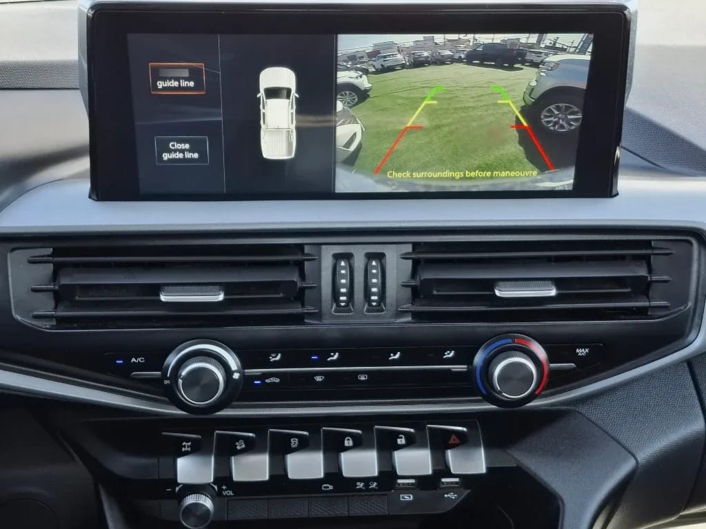 Peugeot Landtrek 2.2 Action4 Bluehdi Diesel 4x4 180hp At 4p año 2024