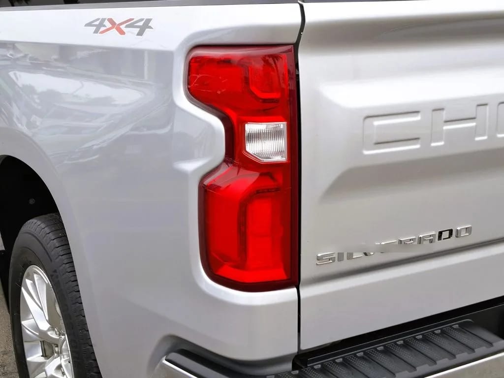 Chevrolet Silverado Dcab 4x4 Sohc 5.3 Aut año 2022