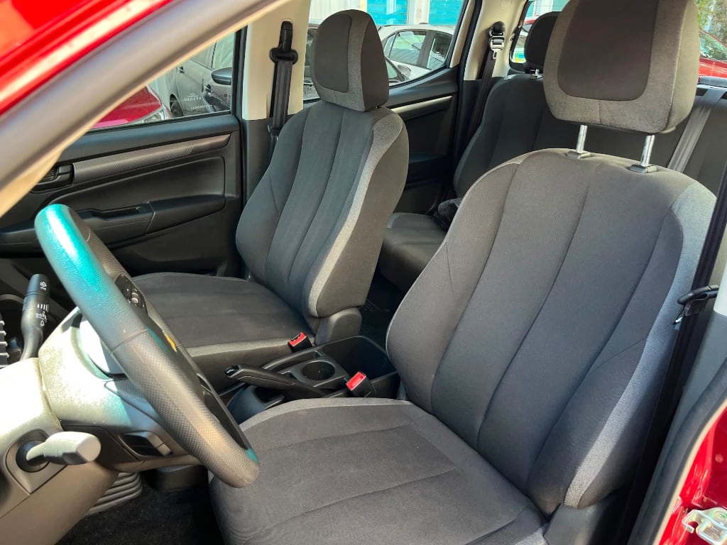 Chevrolet Colorado 2.8td Wt Mt 4wd S año 2025