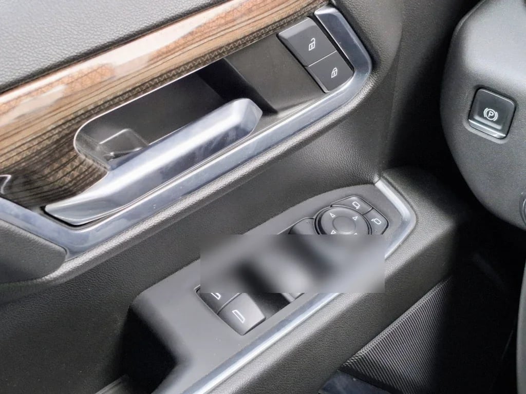 Chevrolet Silverado At10 4x4 5.3 Aut (c) año 2025