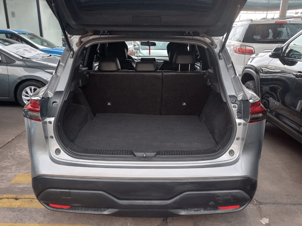 Nissan Qashqai 1.3t Advance 2wd Cvt At 5p año 2023