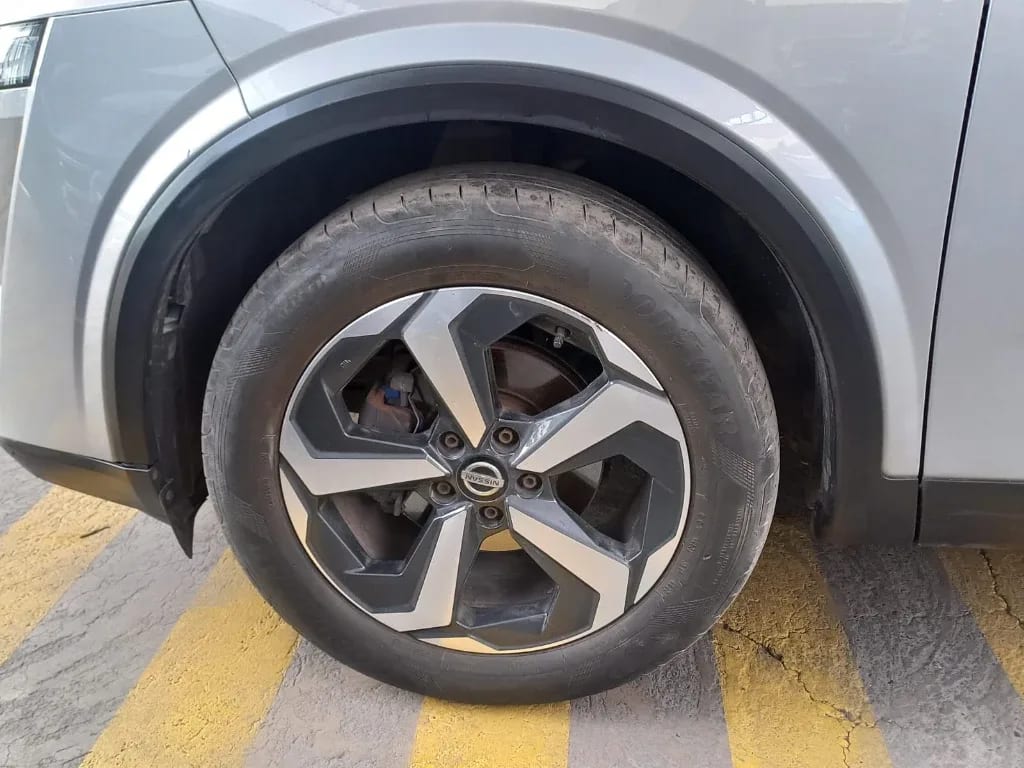 Nissan Qashqai 1.3t Advance 2wd Cvt At 5p año 2023
