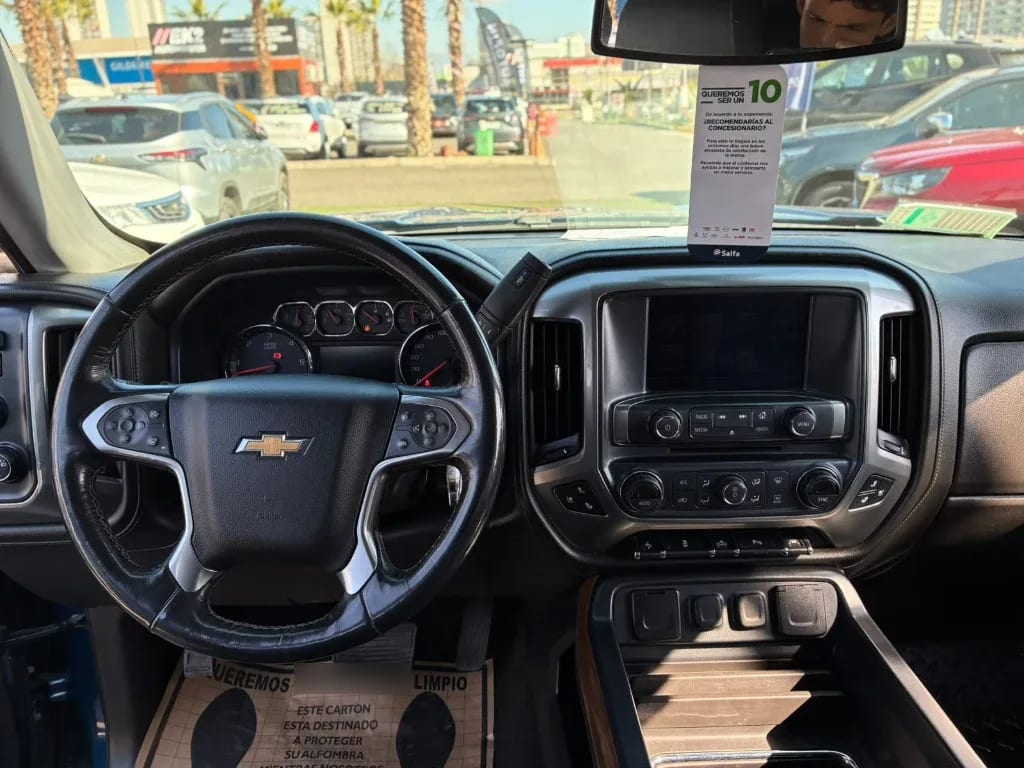 Chevrolet Silverado 5.3 Ltz 4wd Cc Dob Cab At 4p año 2019