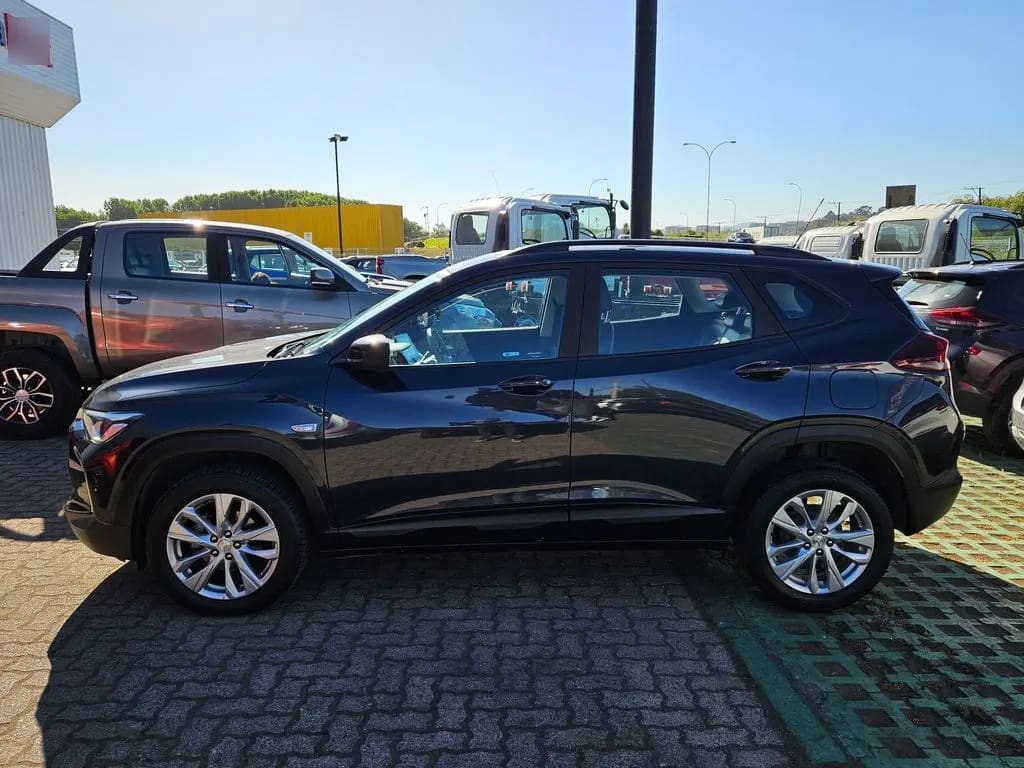 Chevrolet Tracker 1.2t Ltz R 4x2 At 5p año 2025
