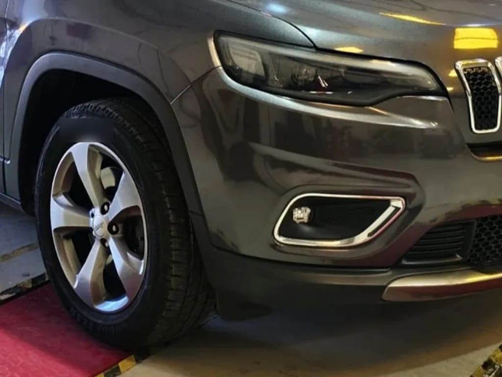 Jeep Cherokee 3.2 Limited 4x4 At 5p año 2019