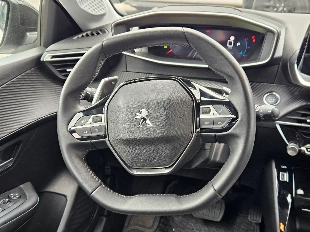 Peugeot 208 1.2t Mca Puretech 130 Allure 4x2 Eat8 5p año 2024