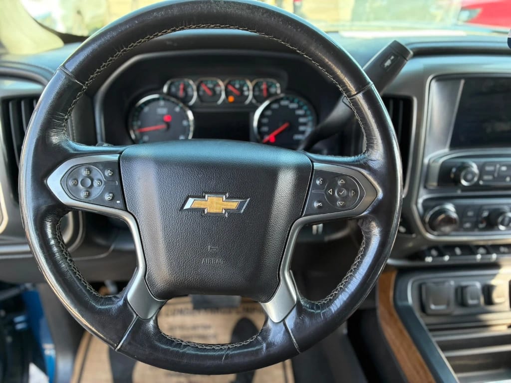 Chevrolet Silverado 5.3 Ltz 4wd Cc Dob Cab At 4p año 2019
