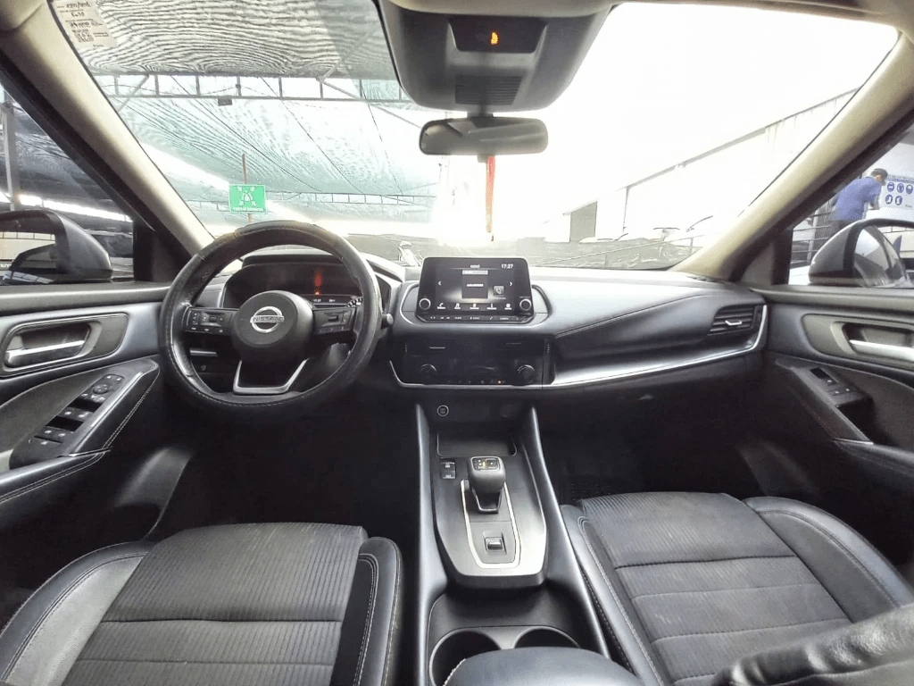Nissan Qashqai 1.3t Advance 2wd Cvt At 5p año 2023