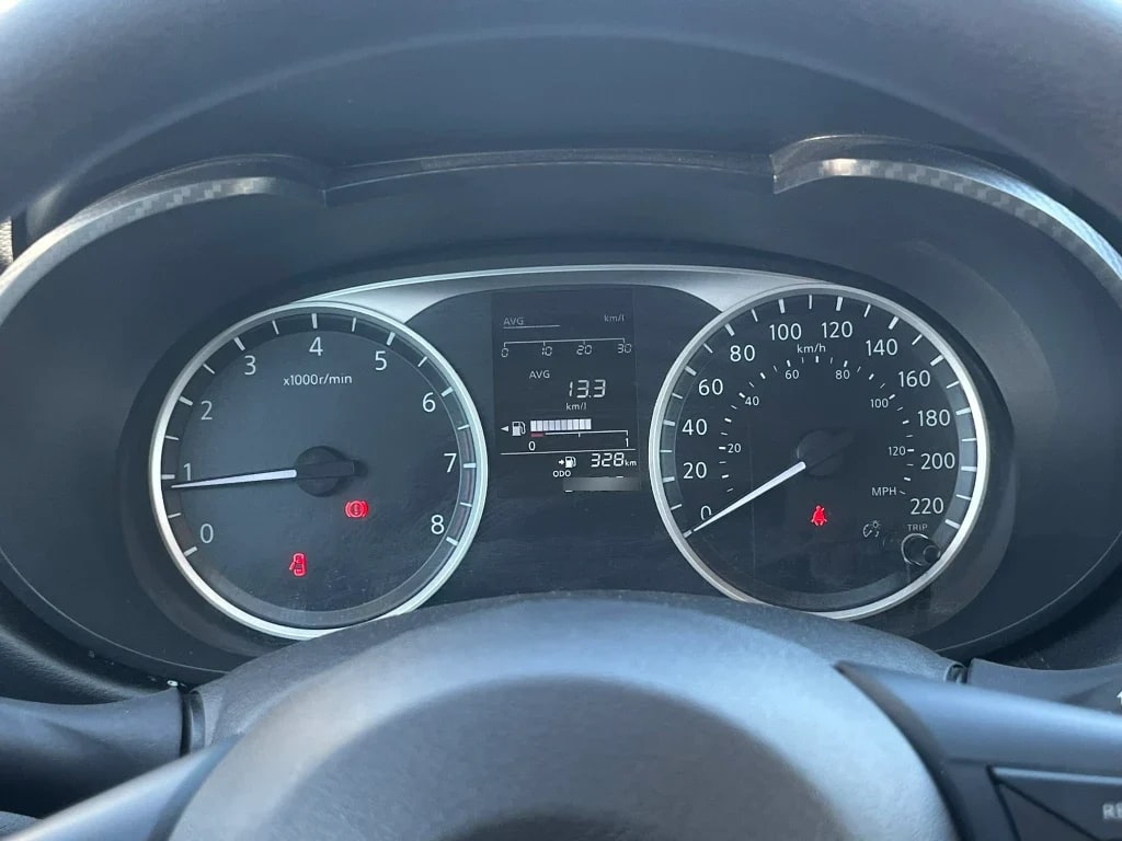 Nissan Versa 1.6 Sense 4x2 Mt 4p año 2025