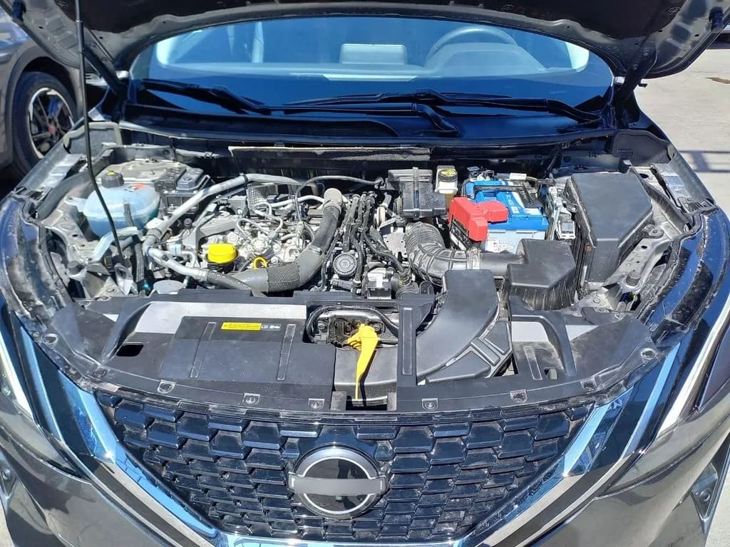 Nissan Qashqai 1.3t Advance 2wd Cvt At 5p año 2025