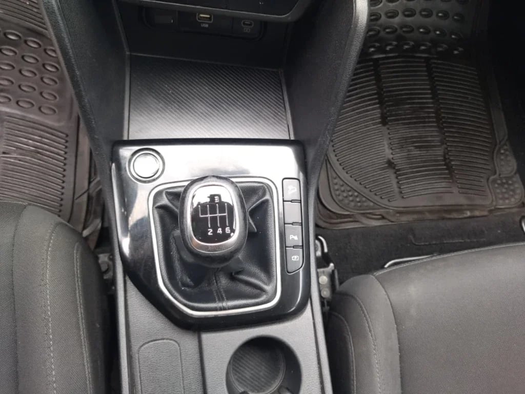 Kia Sportage 2.0 Ex Mt 5p año 2022