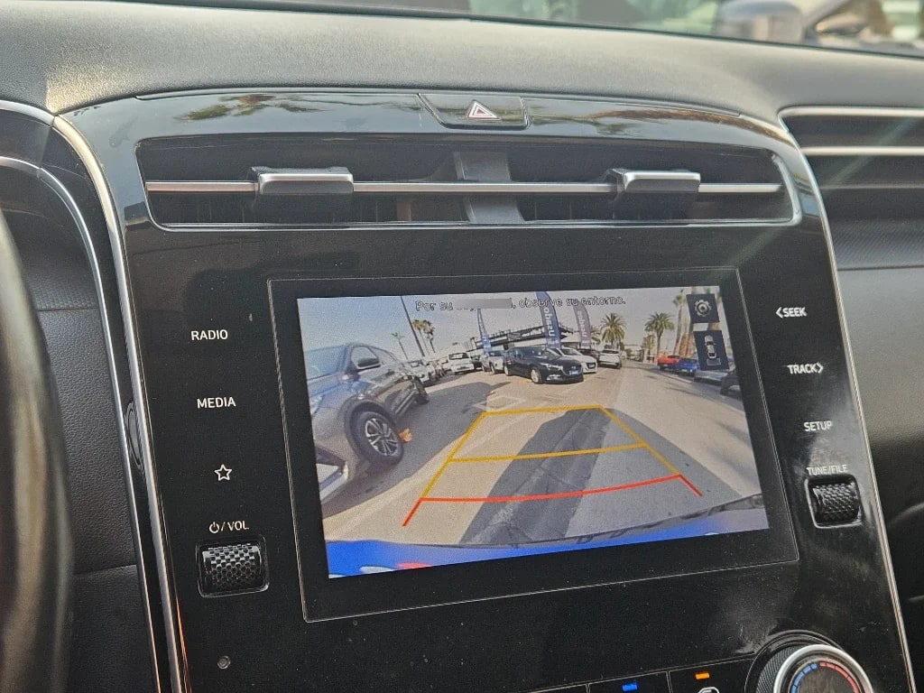 Hyundai Tucson 2.0 Nx4 Plus 2wd Mt 5p año 2023
